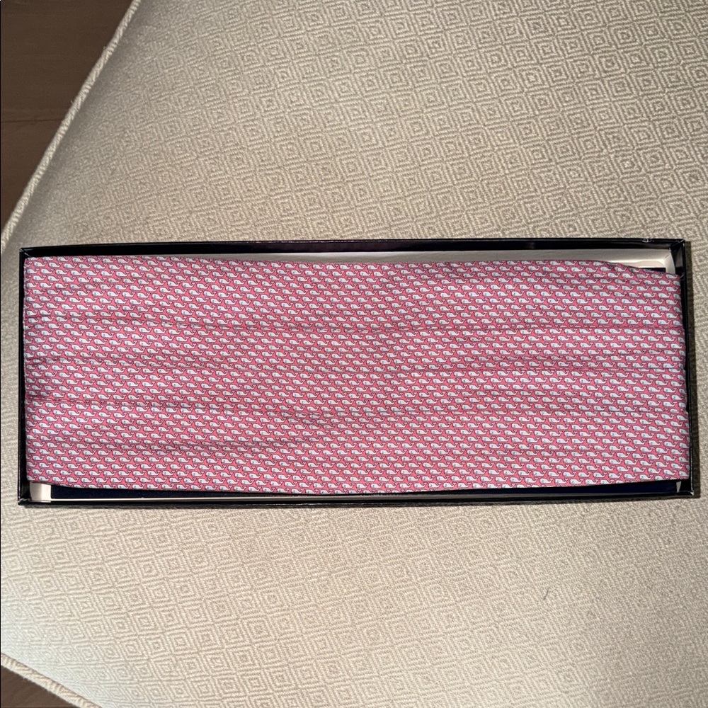 Vineyard Vines Light Pink whale 🐳 cummerbund